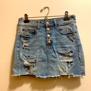 4/10$ 💙 American Eagle Jean Skirt